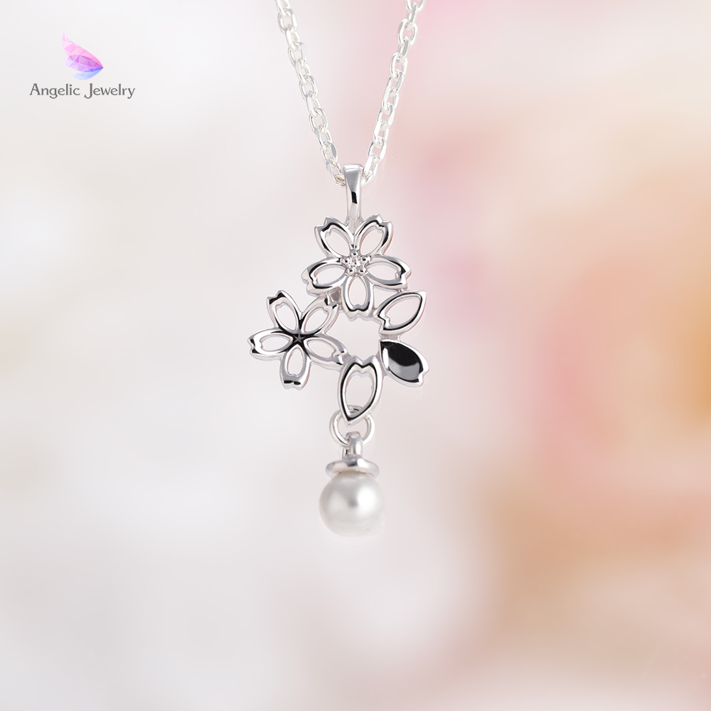 透かし桜とパールのネックレス - Angelic Jewelry